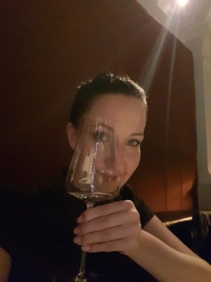 dinner date escort.jpg
